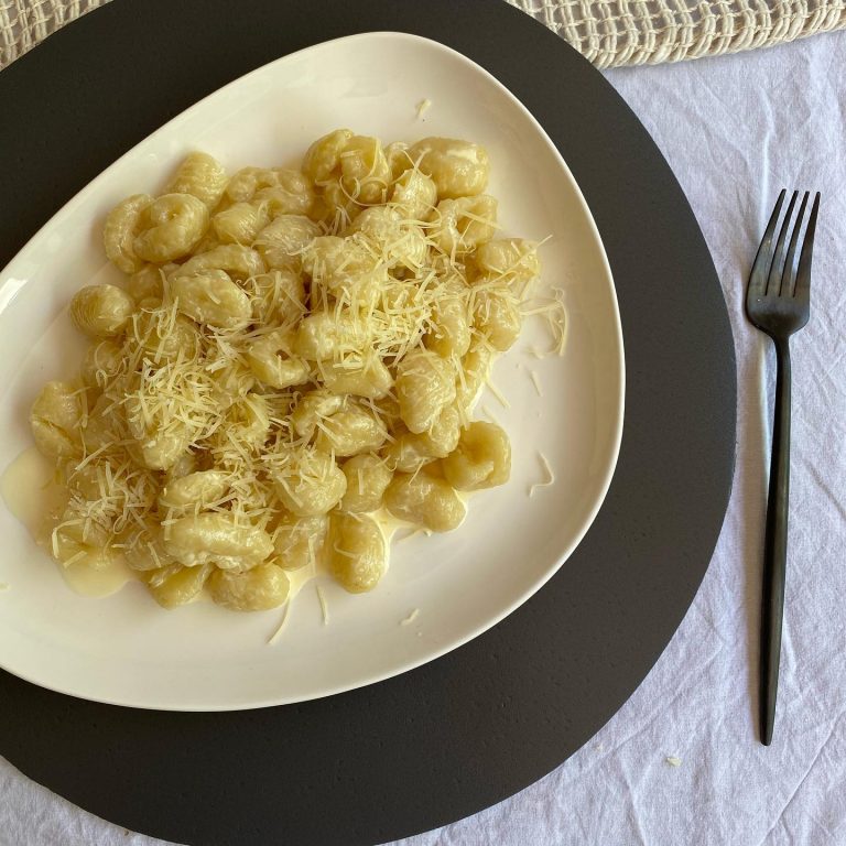 123594627 186853066347900 225641884752357001 n 768x768