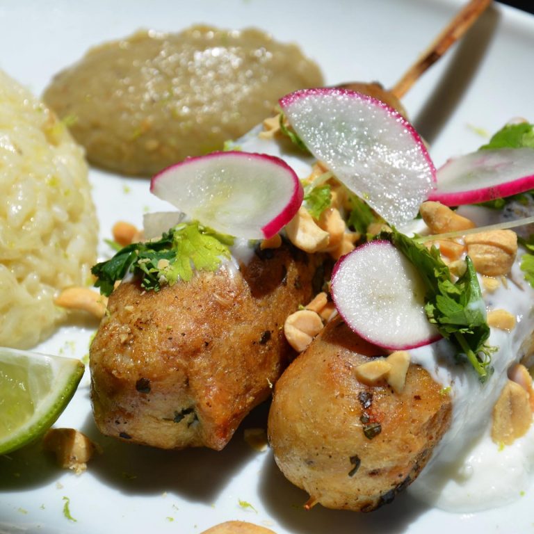 328821978 907607663987547 3143866263709930185 n 768x768