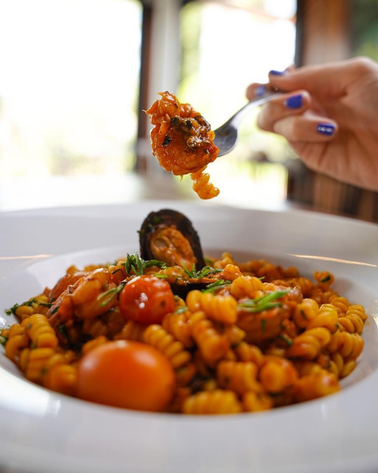 356404972 767858735341915 3843773266157282738 n 768x960