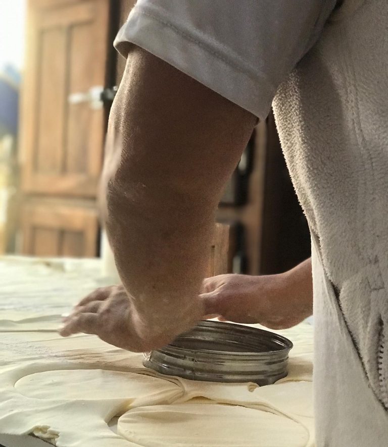 363408600 855822645878471 3058681815916469031 n 768x886