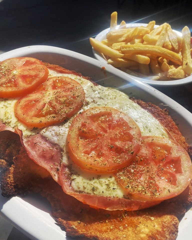 366741213 690301323124638 4783984577411950136 n 768x960