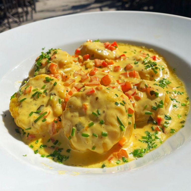 370351678 696590392495731 4873353407079724465 n 768x768