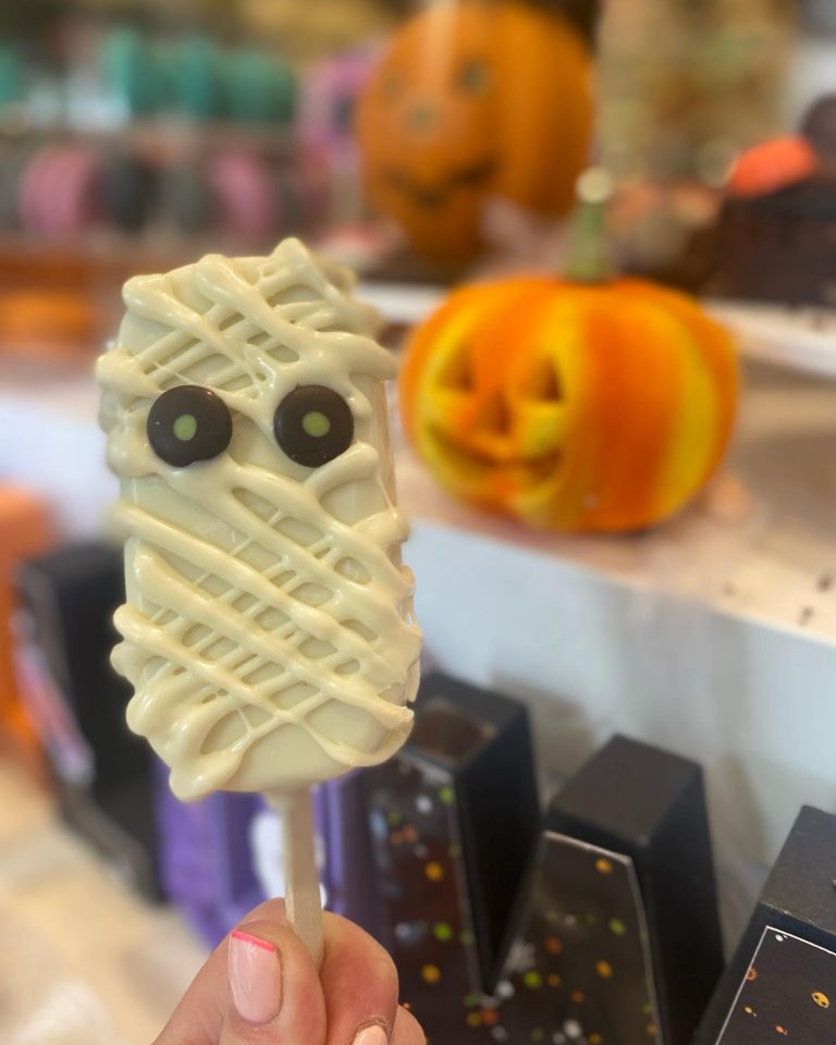 397915828 18289767610181415 2410278427653140542 n 768x960