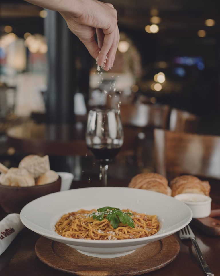 402937048 18014363560962678 8289912229186191370 n 768x960