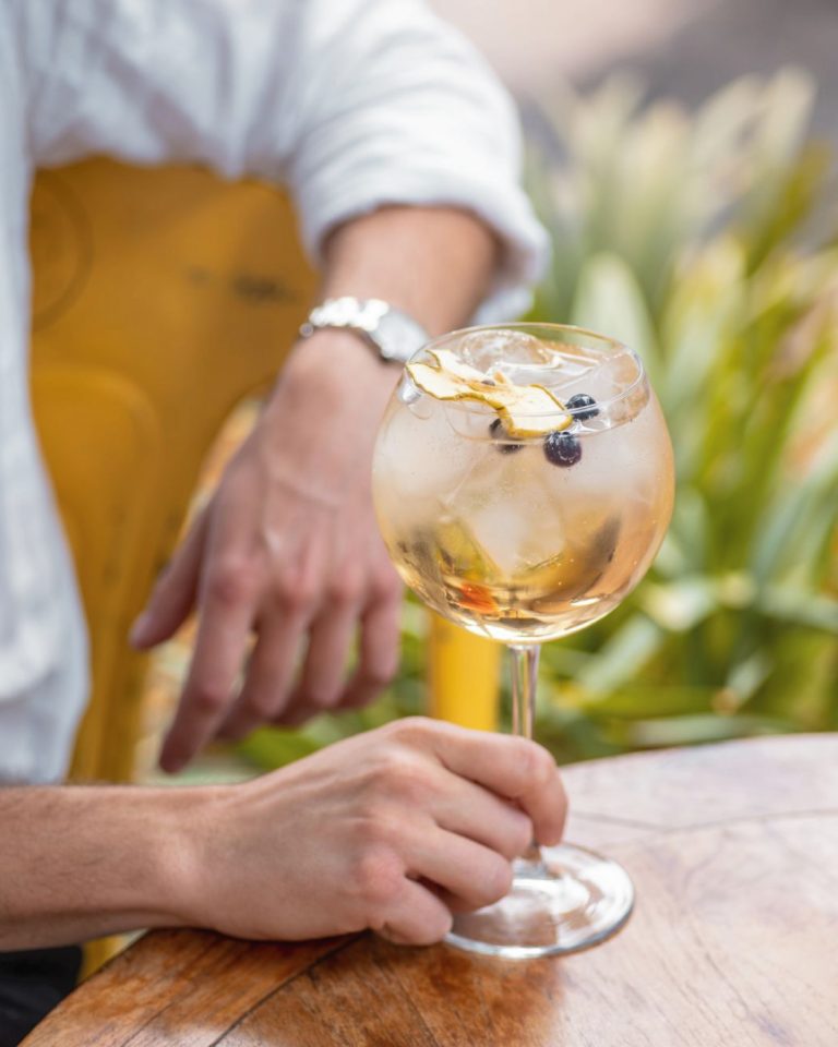 405260503 744697641037496 5890565600248020355 n 768x960