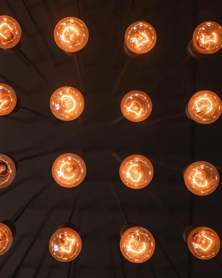 410327001 857699469689724 4114592477860771420 n 768x961