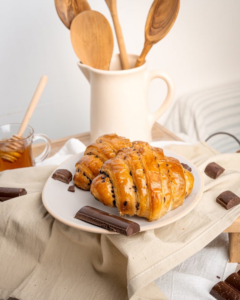 410795248 18296785678145894 7245410869178848423 n 768x961