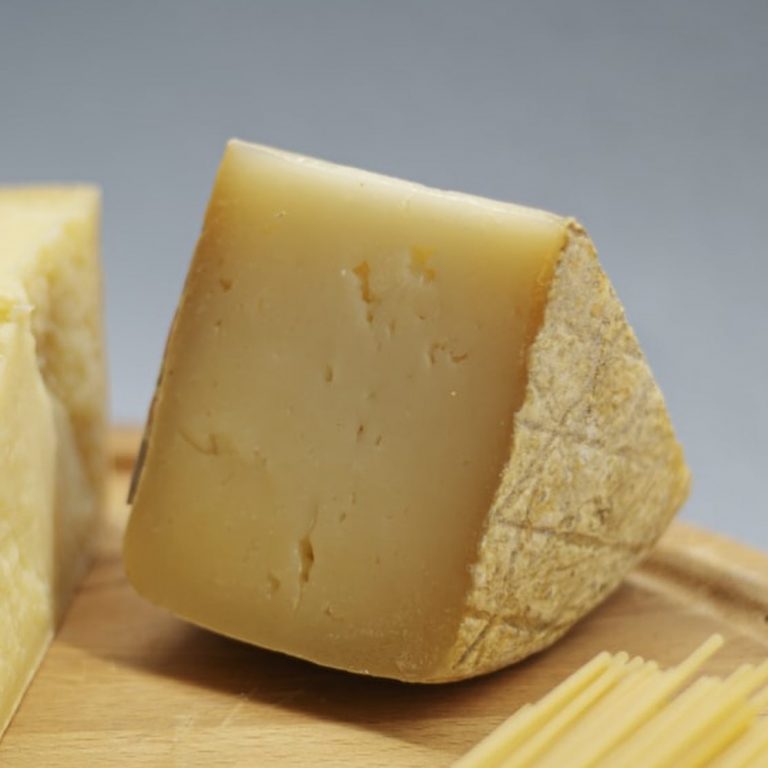 413892574 17908495490866069 8867040449428213864 n 768x768