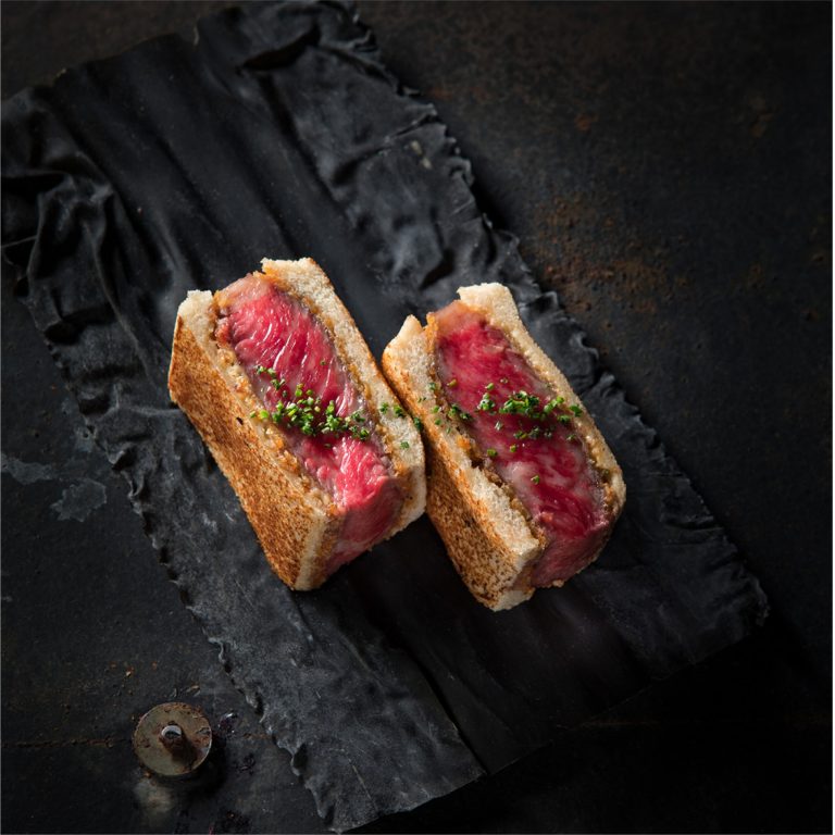 417218602 777142294455435 1970600563560379497 n 768x768