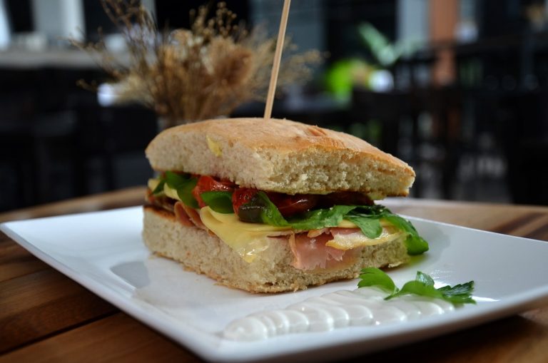 418495310 18213722581278722 7511853632564698799 n 768x509