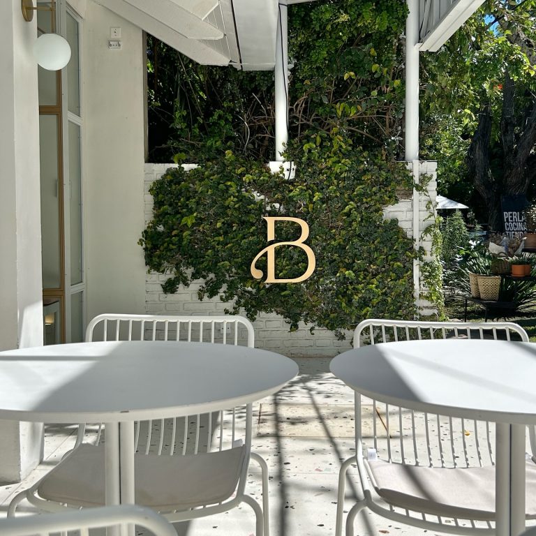 453907788 18363142492096450 8343865135770647061 n 768x768