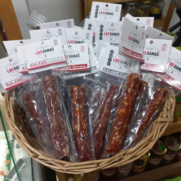 450544389 455498063939532 3041473570216454915 n 768x768