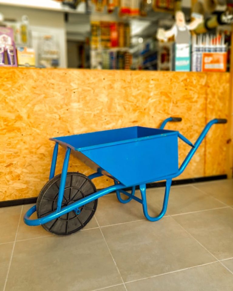 456127389 393046530161567 1824204317148717226 n 768x959