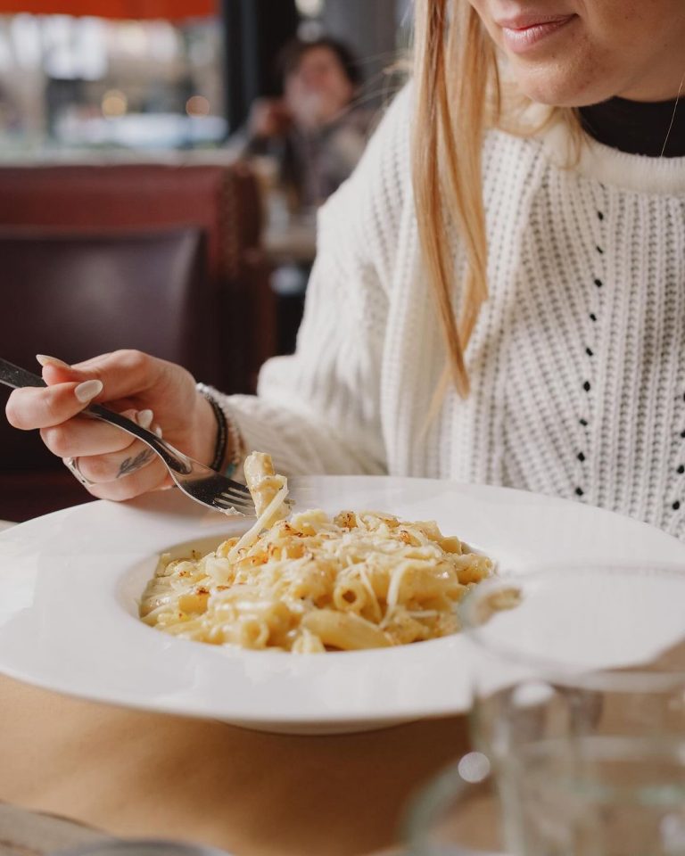 459275709 18460896262059134 8034207942409437299 n 768x960