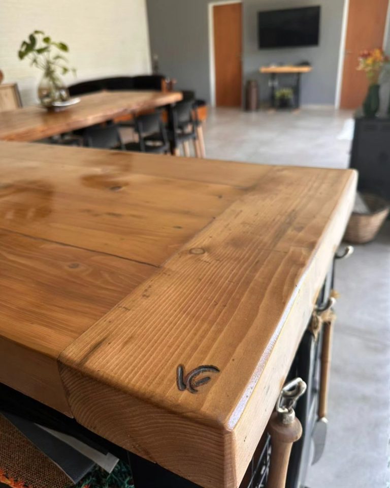 461564534 1487599001733043 2439996187450899039 n.heic 768x960