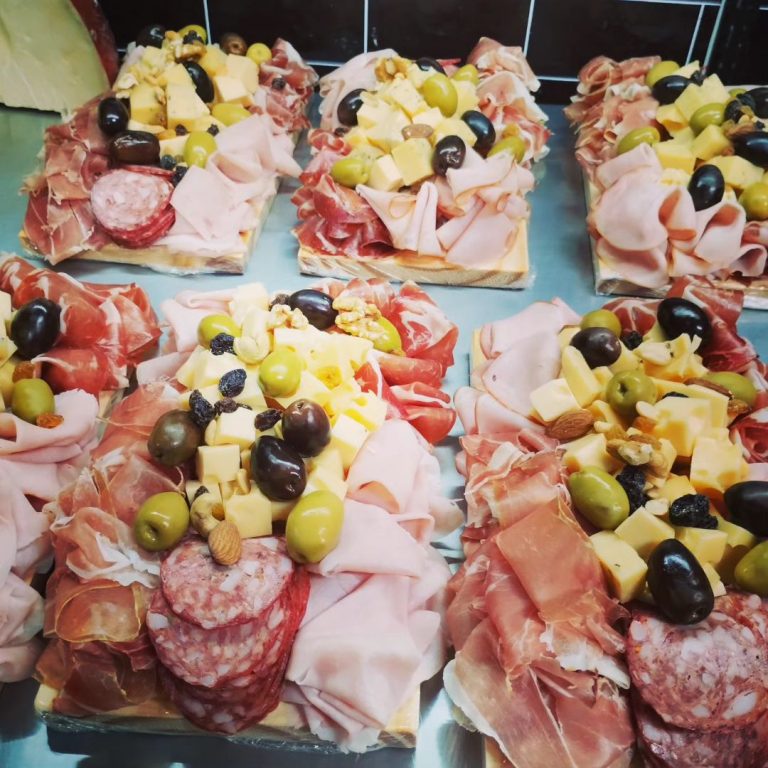 430895310 1627739614663819 3210113857525310489 n.heic 768x768