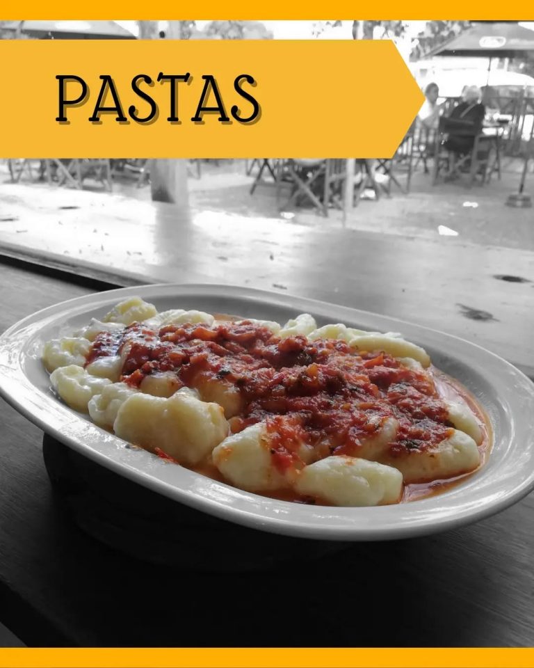 353856802 1512564376156362 2420396738300527377 n.webp 768x960